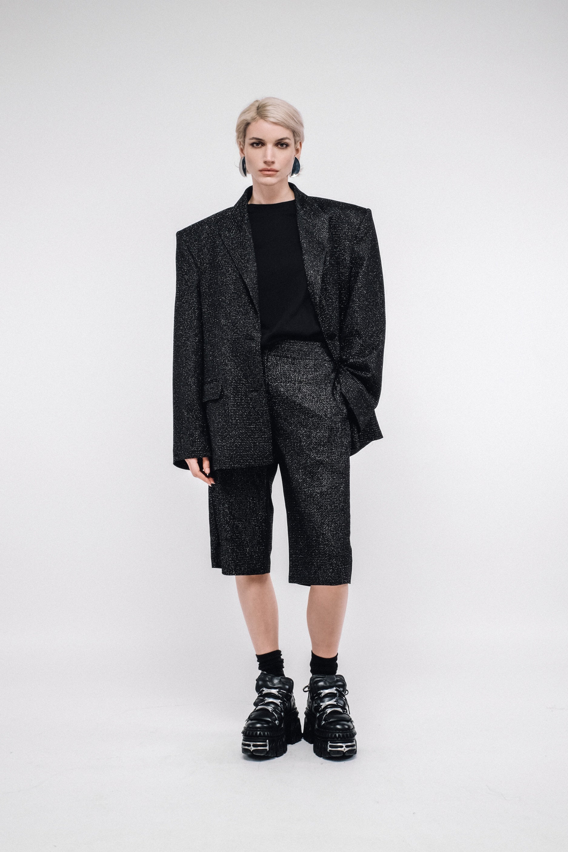 Bermuda shorts SYLMAR in black fishnet