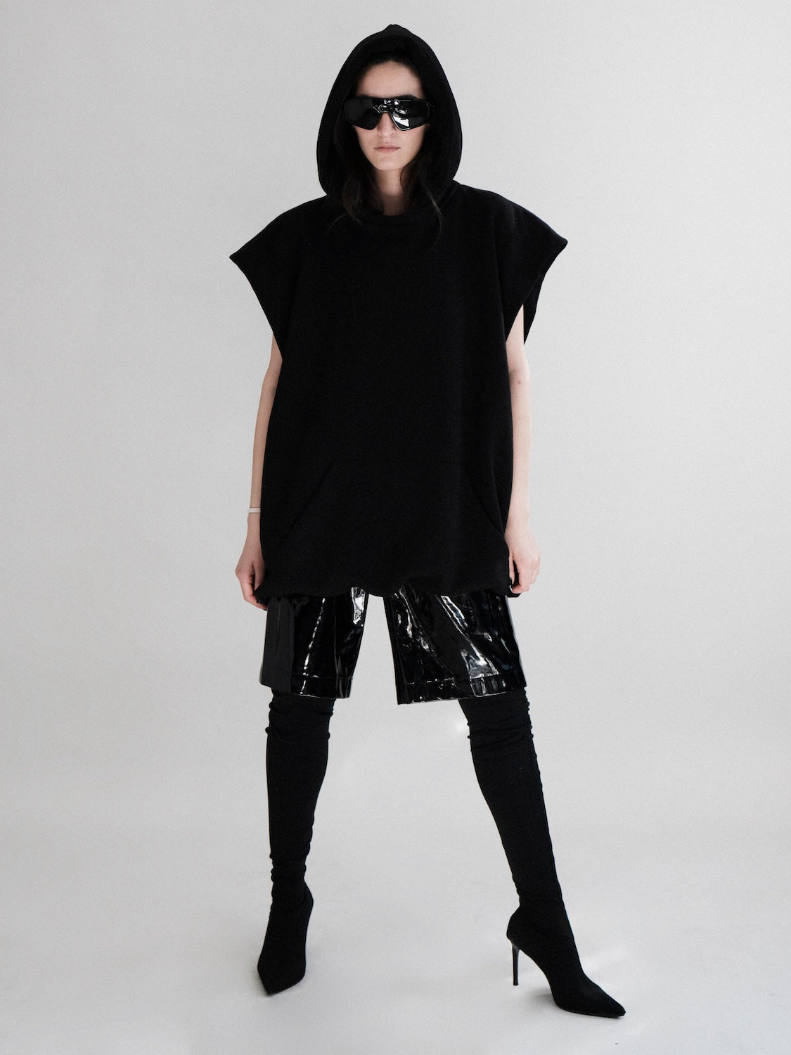 Sweat à capuche sans manches oversize Melrose noir